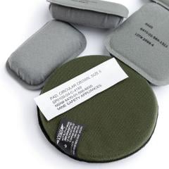 US MICH/ACH Helmet 7-piece Pad Set, Unissued. The pads are size 6, which is 0.75" (1.9 cm)